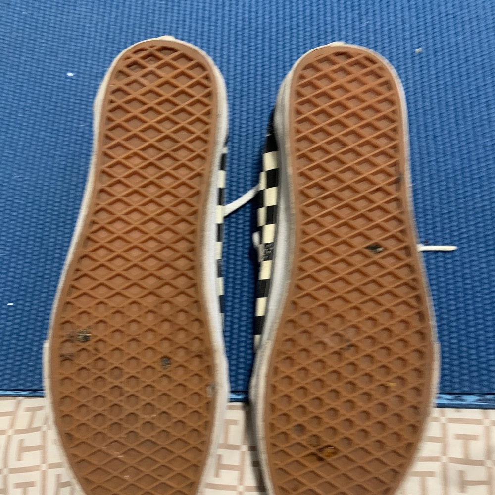 VANS - Picture 6 of 6